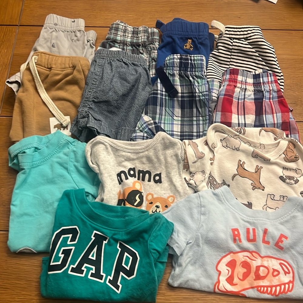 Bundle of infant boys 0-3 months clothes